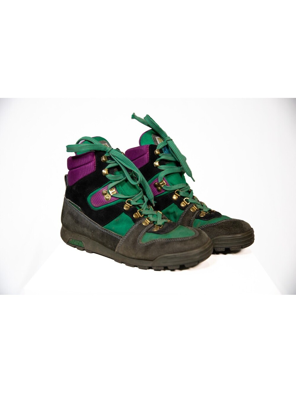 Vintage Hiking Tecnica Shoes 90s Trekking Mountain Boots Made in Italy Men's 8.5